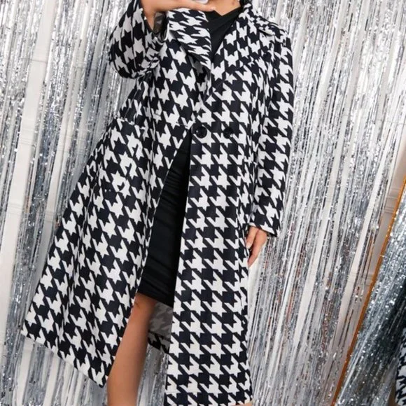 Plus Houndstooth Double Button Coat - Picture 2 of 9
